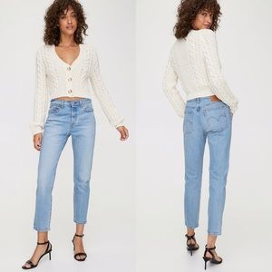 LEVI’S Wedgie Fit Jeans in Bright Side Light Wash Size 27